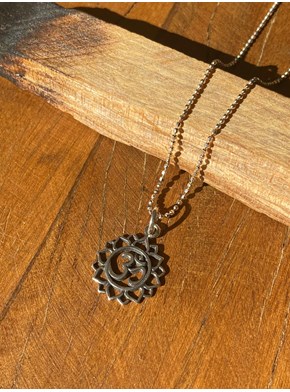 Amuleto Om Vazado - Prata 925