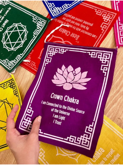 Bandeira Chakras Média 22cm