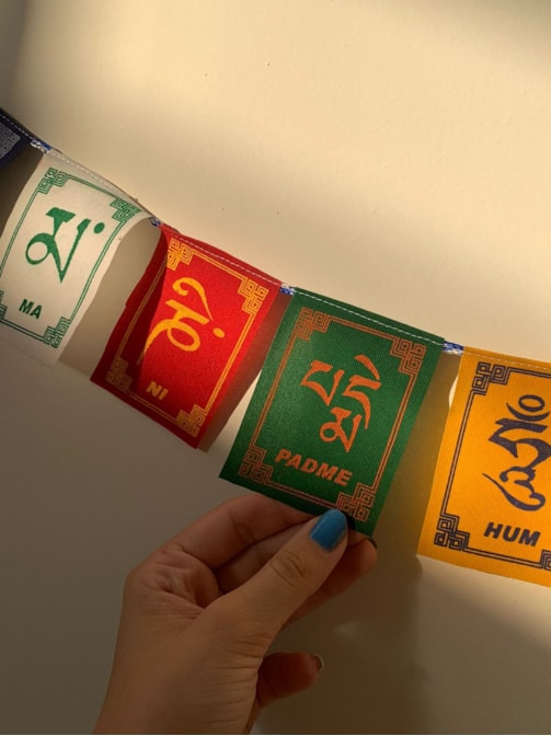 Bandeirinha Tibetana Mantra Om Mani Padme Hum