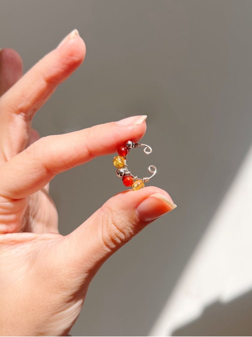 Brinco Ear Cuff de Pressão - Prosperidade