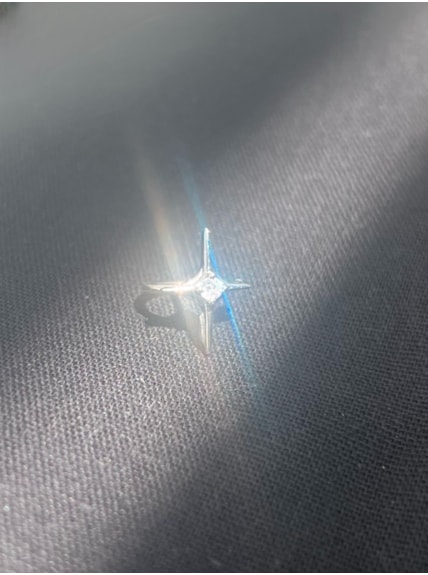 Brinco Único de Pressão - Estrela com Brilho