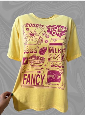 Camiseta 2000 Techno Cat - Amarela Clara