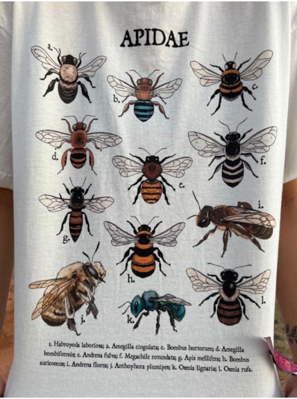 Camiseta Abelhas - Off-White