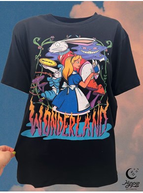 Camiseta Alice Wonderland - Preta