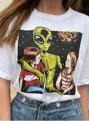 Camiseta Amigo Alien - Branca