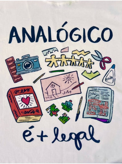 Camiseta Analógico é mais legal - Off-White