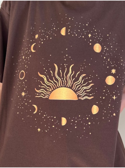 Camiseta Astro Rei - Marrom