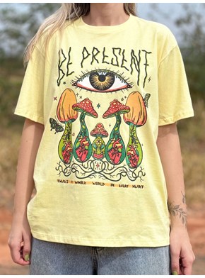 Camiseta Capivara Travessia - Amarela Clara