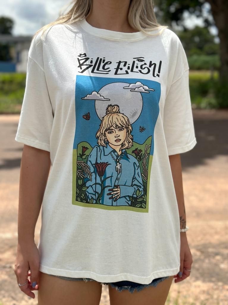 Camiseta Billie Eilish Off White Frente e Verso