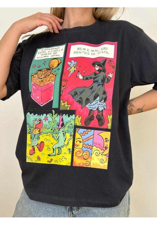 Camiseta Bruxa Bem e Mal - Chumbo