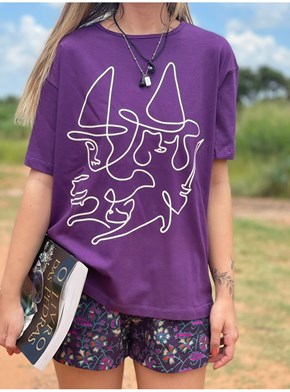 Camiseta Bruxa Minimalista - Roxa