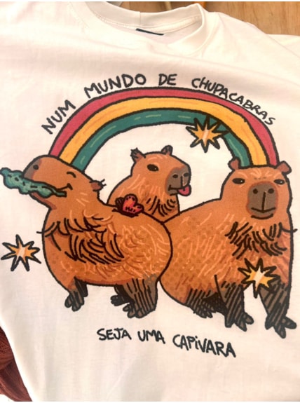 Camiseta Capivara ou Chupa-Cabra - Off-White