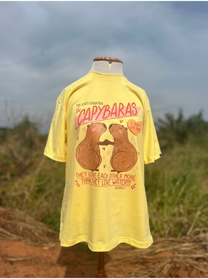 Camiseta Capivara Travessia - Amarela Clara - HIPPIE ARTESANATOS