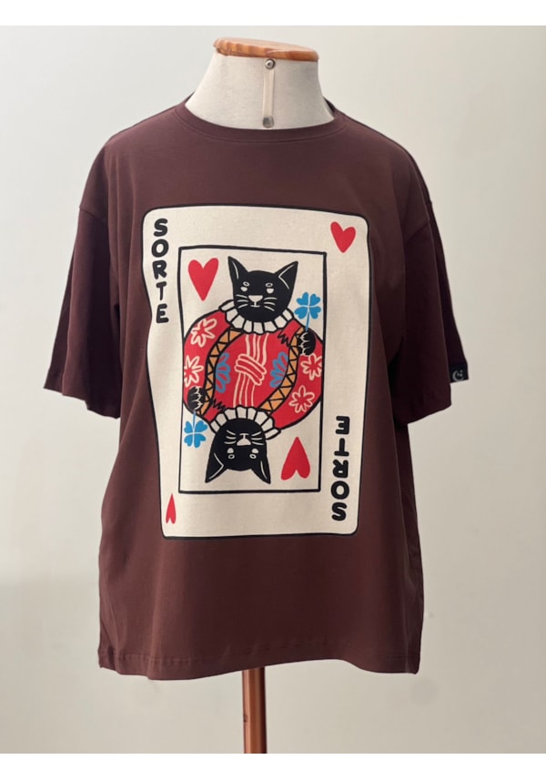 Camiseta Carta Gato da Sorte - Marrom