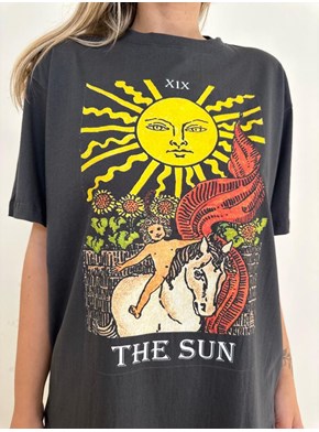 Camiseta Carta Tarot - O Sol - Chumbo