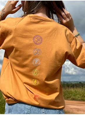 Camiseta Chakras Mandalas - Caramelo - Frente e Verso