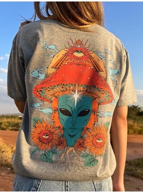 Camiseta Cogumelo Alienígena - Mescla - Frente e Verso