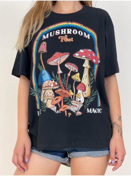 Camiseta Cogumelos Fest - Preta