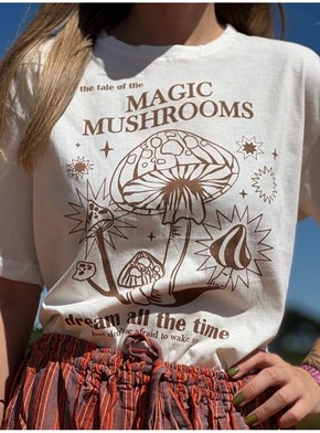 Camiseta Cogumelos Mágicos - Off-White