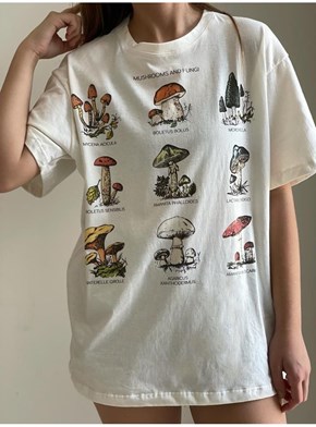 Camiseta Cogumelos - Off-White