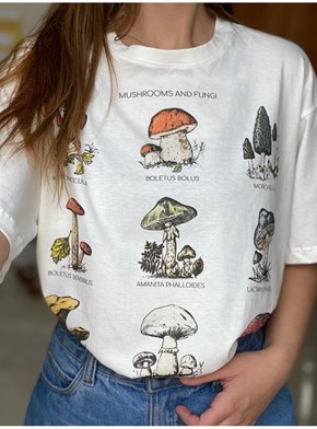 Camiseta Cogumelos - Off-White