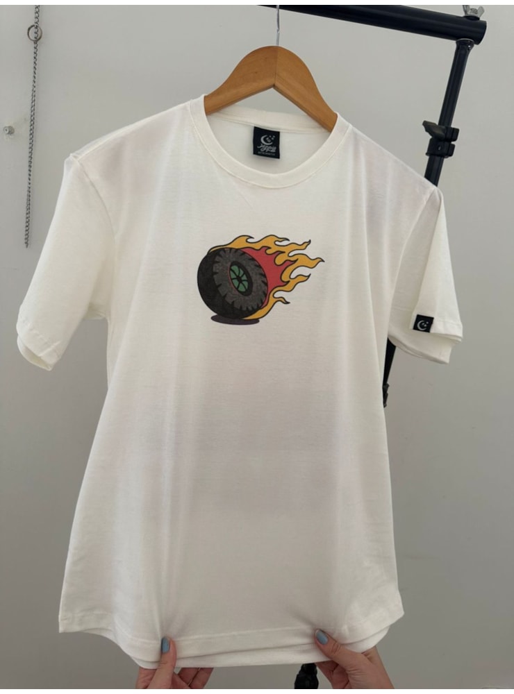 Camiseta Colapsei - Off-White - Frente e Verso — imagem 3