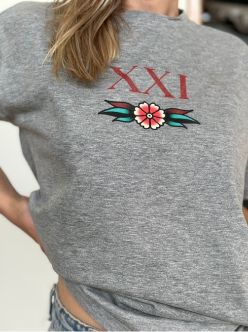 Camiseta Coração - Mescla - Frente e Verso
