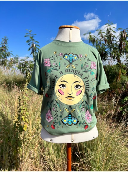 Camiseta Deixe a Magia Fluir - Verde Alecrim