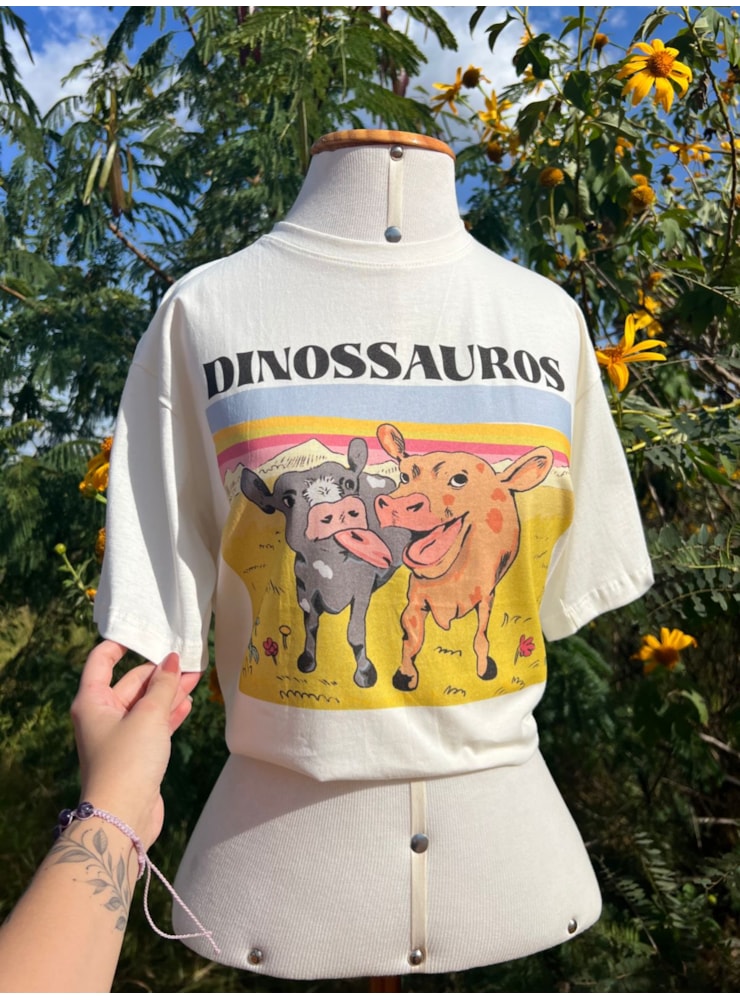 Camiseta Dinossauros - Off-White — imagem 1