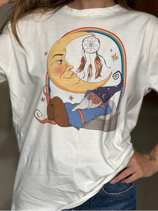 Camiseta Duende Soneca - Off-White