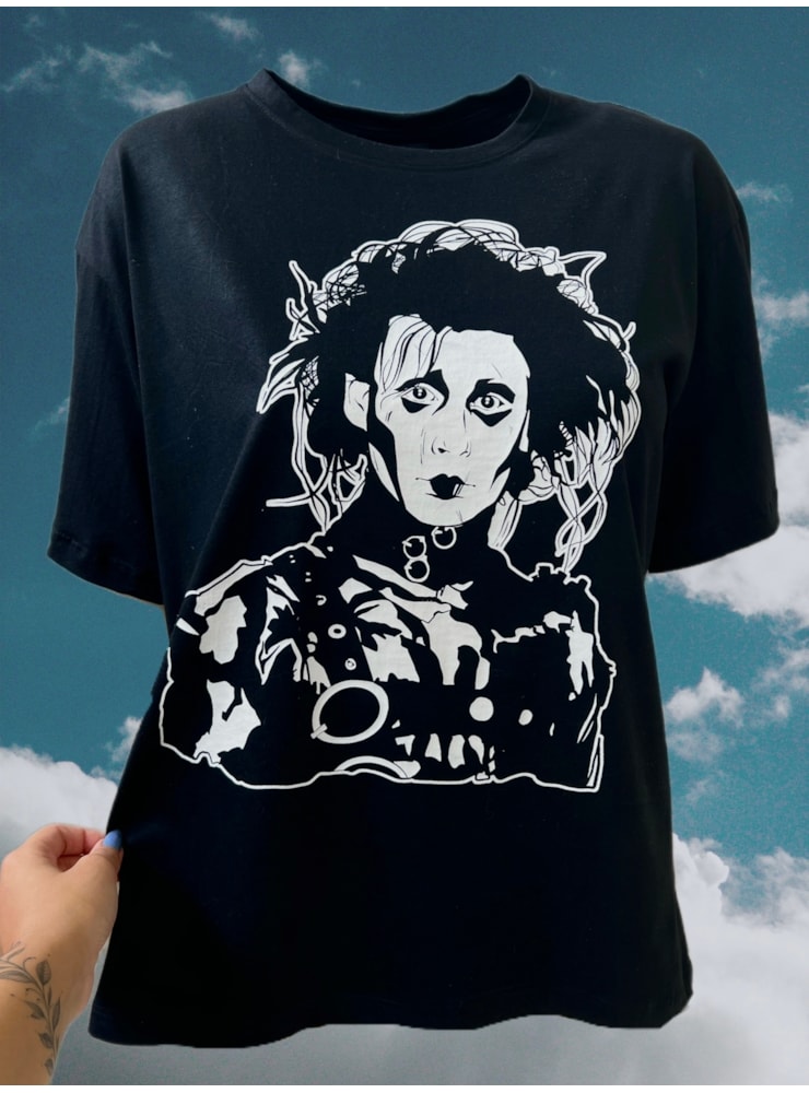 Camiseta Edward Mãos de Tesoura 1990 - Preta — imagem 1