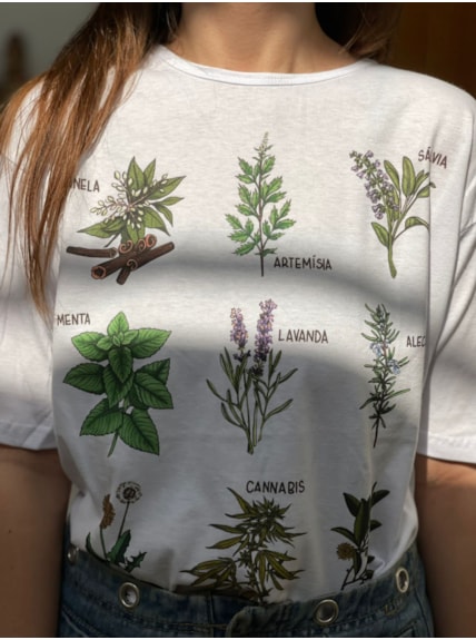 Camiseta Ervas de Bruxa - Branca