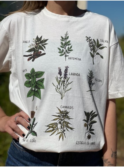 Camiseta Ervas de Bruxa - Off-White