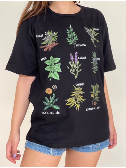 Camiseta Ervas de Bruxa - Preta