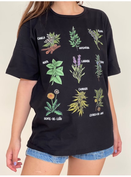 Camiseta Ervas de Bruxa - Preta