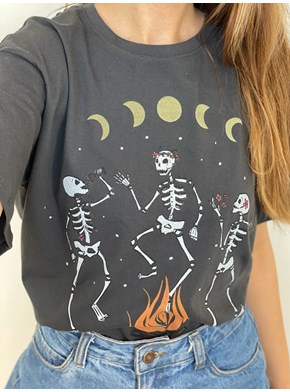 Camiseta Esqueletos Fest
