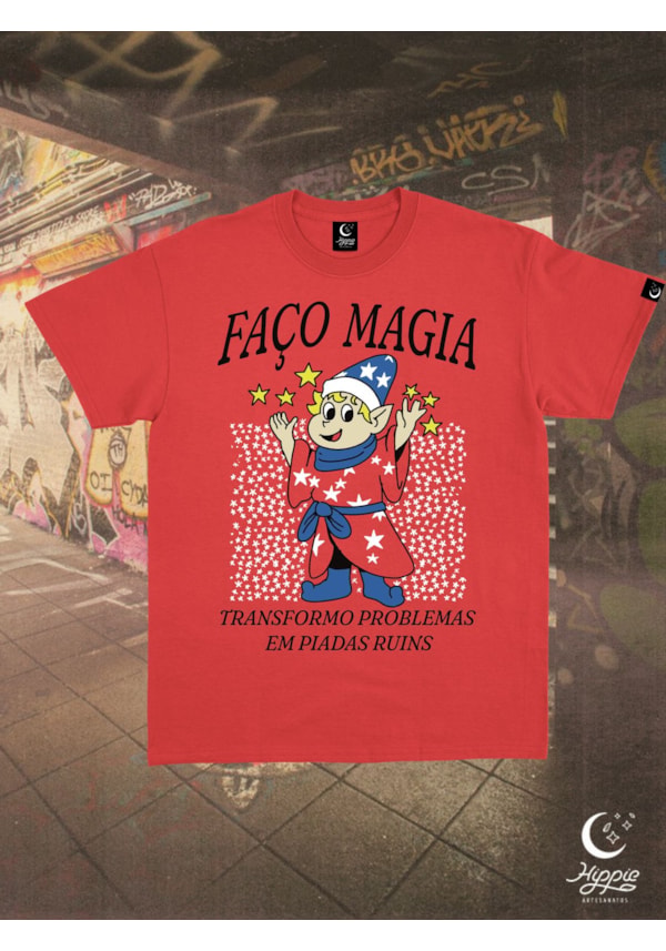 Camiseta Faço magia - Vermelha