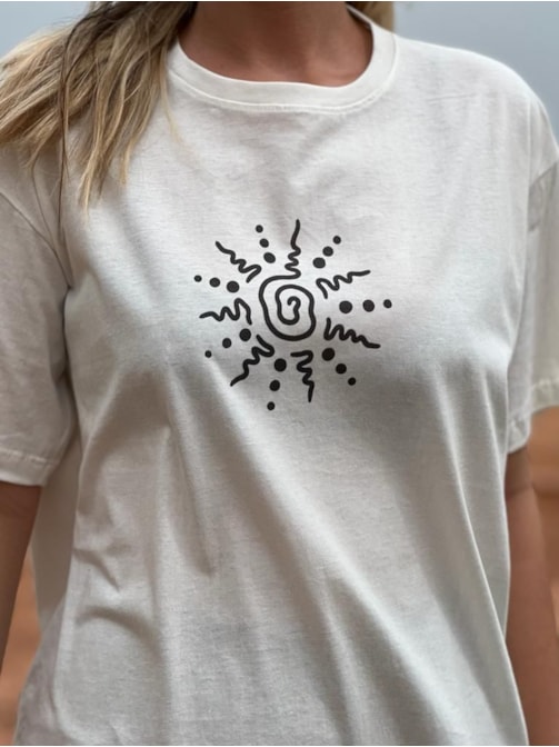 Camiseta Filho do Sol - Off-White - Frente e Verso