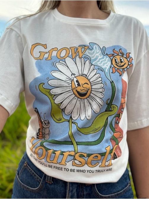 Camiseta Florzinha Grow - Off-White