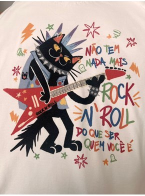 Camiseta Gatinho Rock’n Roll - Off-White
