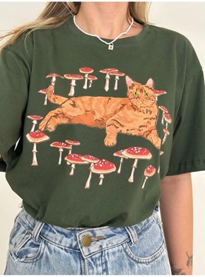 Camiseta Gato e Cogumelo - Verde