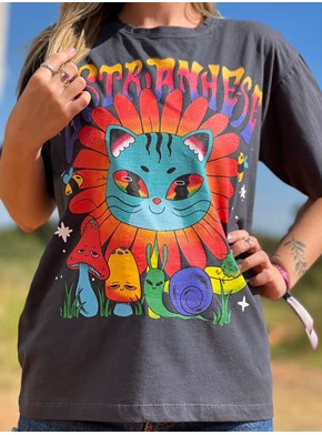 Camiseta Gato Estranhe-se - Chumbo