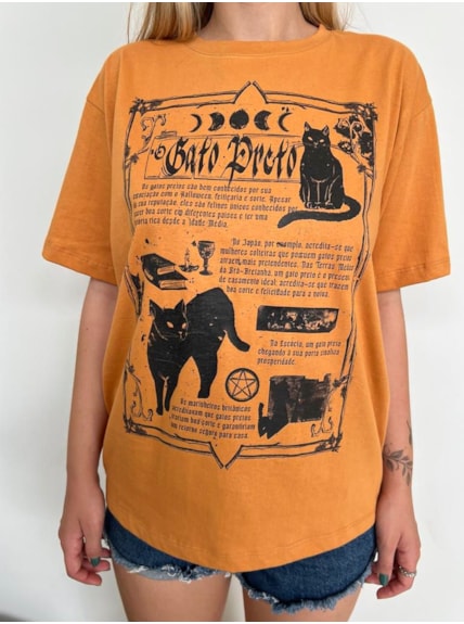 Camiseta Gato Preto - Caramelo