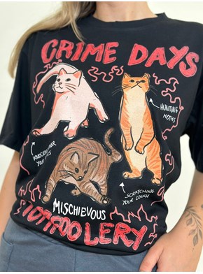 Camiseta Gatos Crime Days - Preta