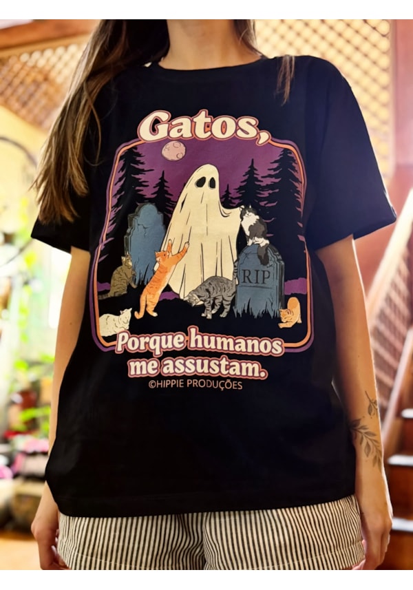 Camiseta Gatos Fantasma - Preta