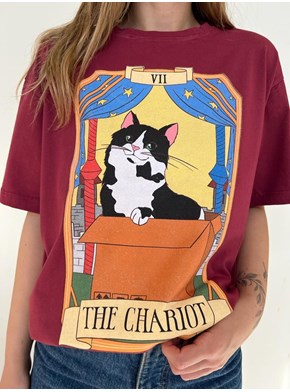Camiseta Gatos Tarot - O Carro - Marsala