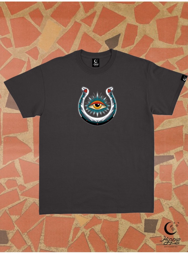 Camiseta Good Lucky - Preta - Frente e Verso — imagem 2