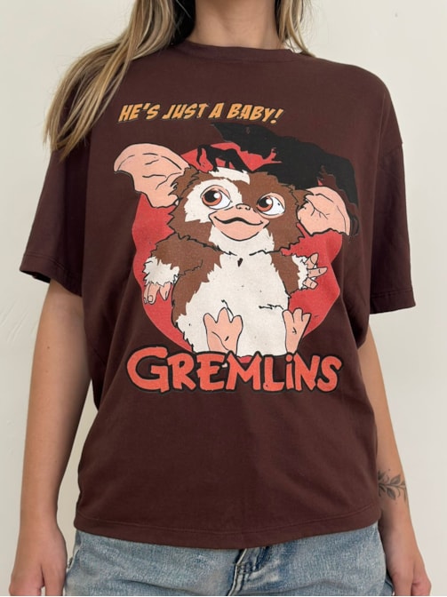 Camiseta Gremlins - Marrom
