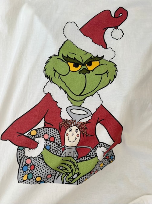 Camiseta Grinch Anjo de Natal - Off-White