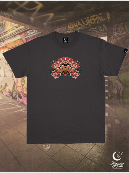Camiseta Hard Soul Soft Heart - Preta - Frente e Verso